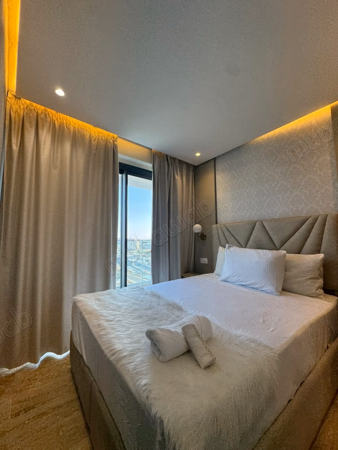 Stunning furnished apartment with 2 bedrooms for rent