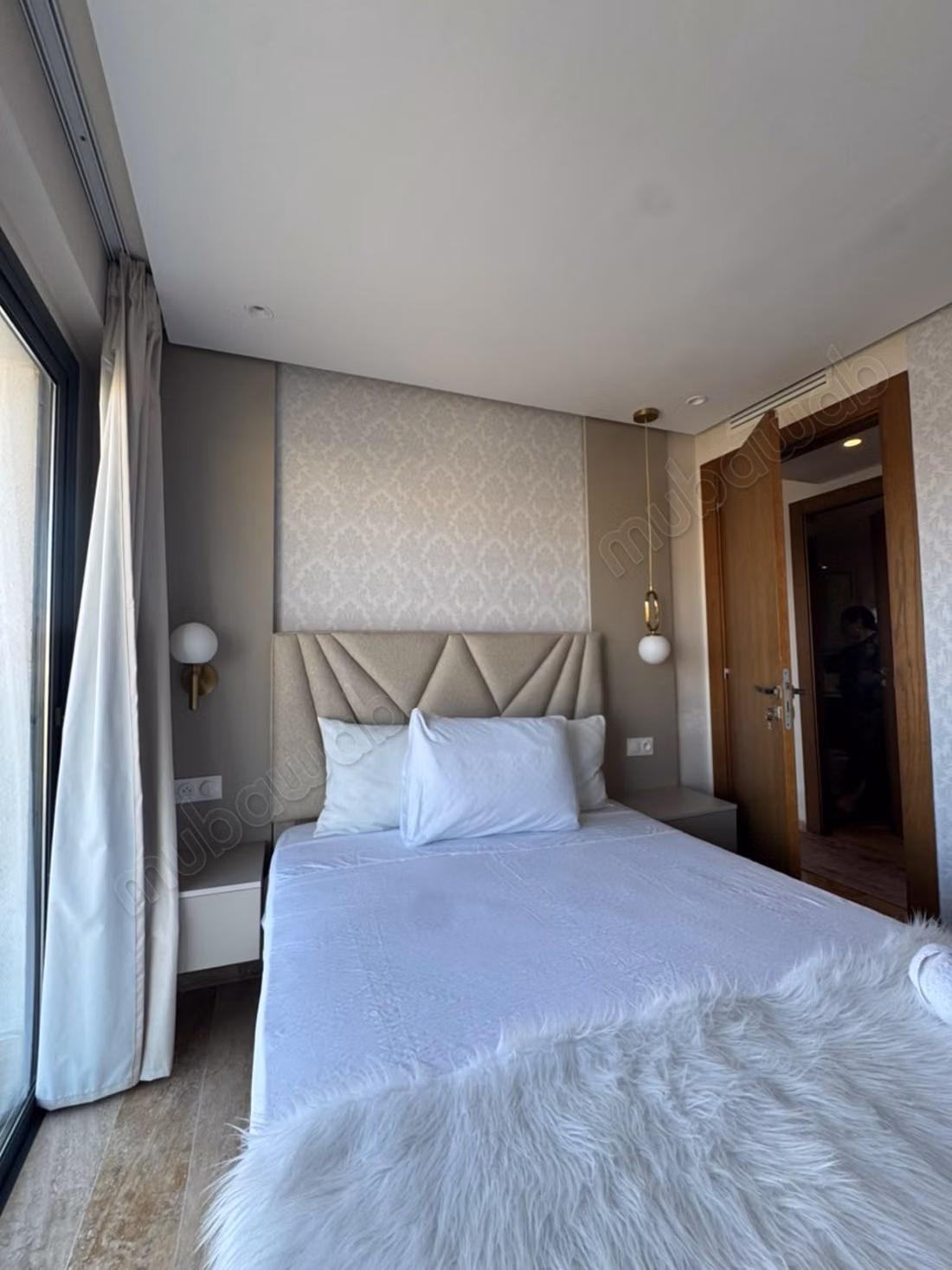 Stunning furnished apartment with 2 bedrooms for rent