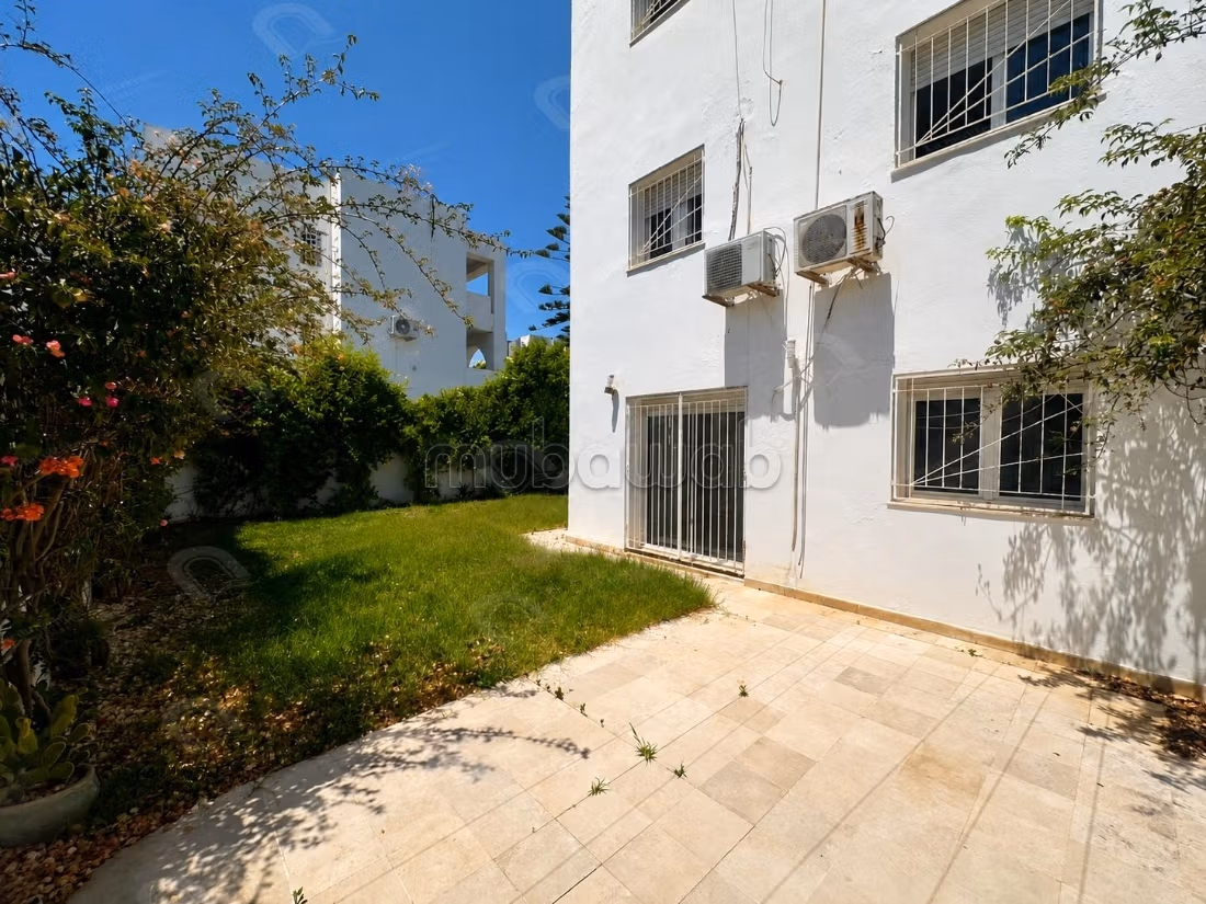 In affitto - Bellissimo triplex a Jardins d'El Menzah 1