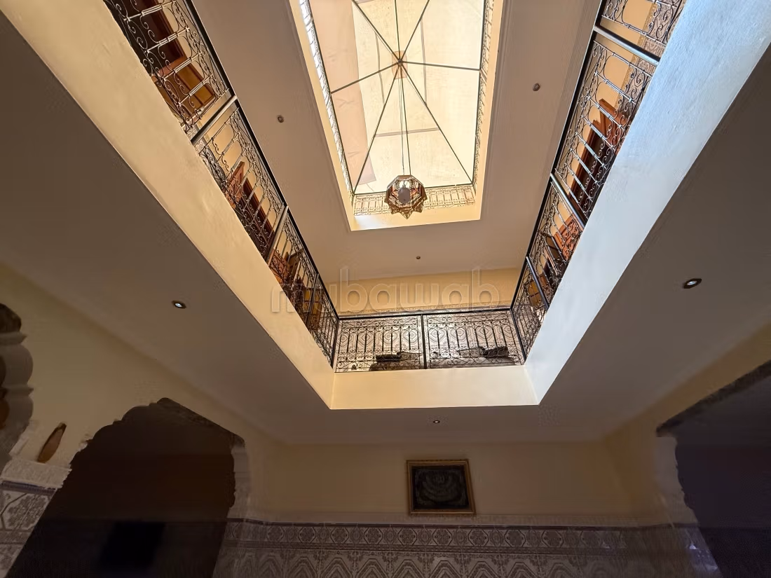 Vente d'un superbe riad à Riad Zitoun. 
4 belles chambres