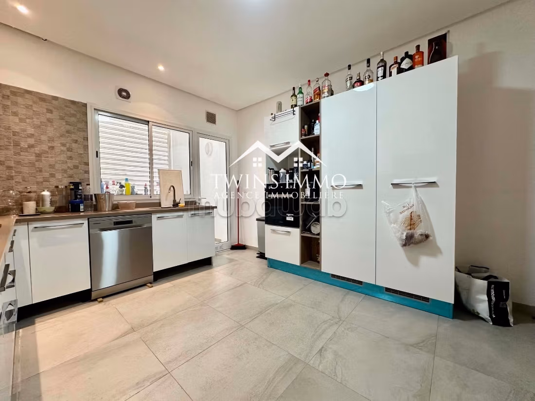 Duplex S3 avec piscine à Gammarth