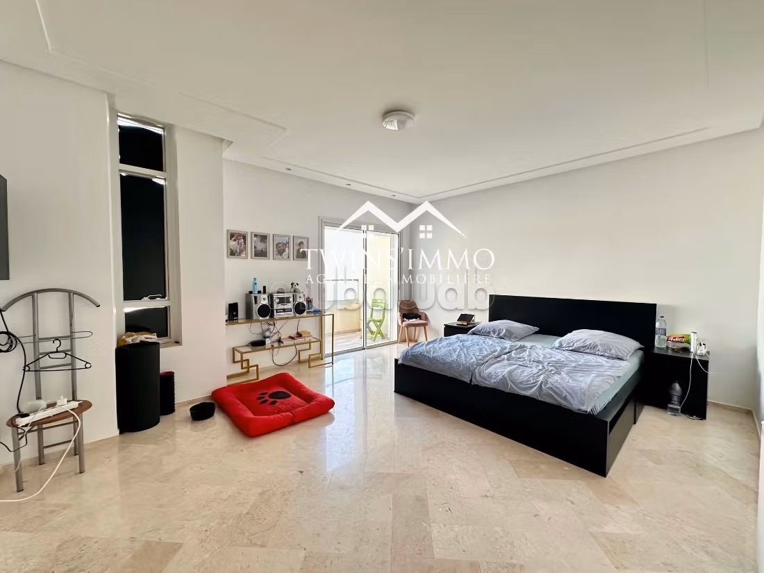 Duplex S3 avec piscine à Gammarth