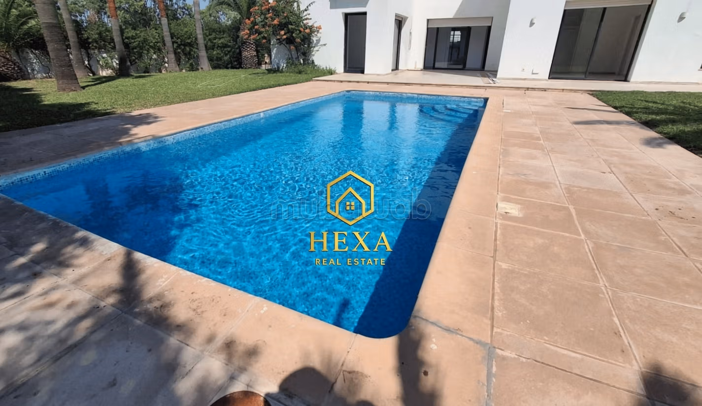 Piano terra S4 con piscina a Gammarth