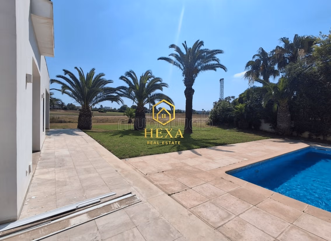 Piano terra S4 con piscina a Gammarth