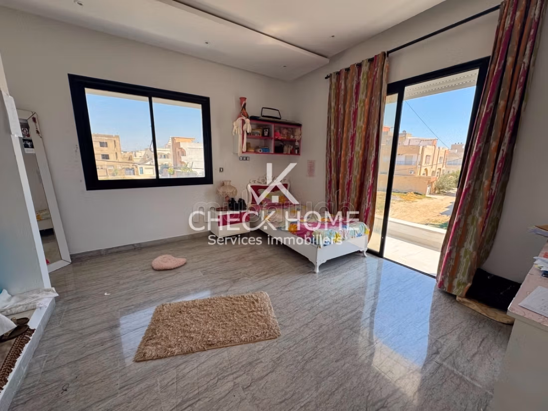 A vendre villa S5 à Bni Khiar Nabeul