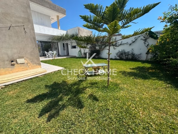For sale villa S5 in Bni Khiar Nabeul
