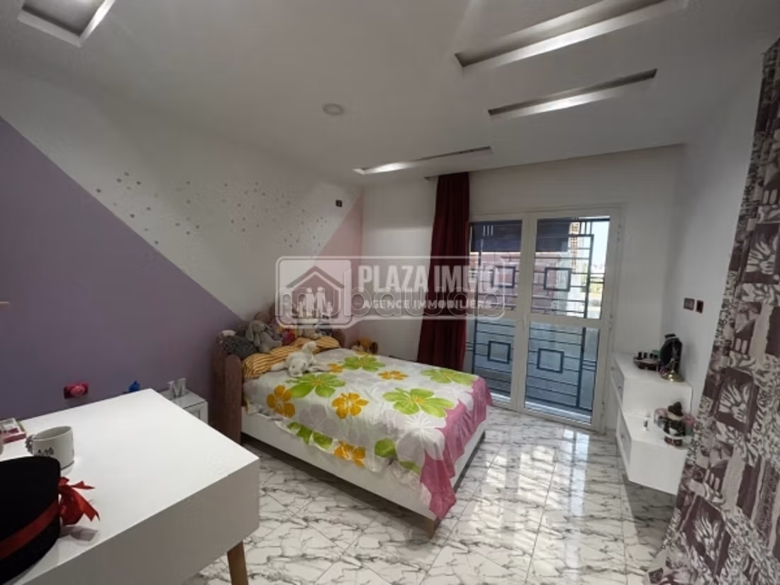 A Vendre Un Duplex S4 Route de Gammarth