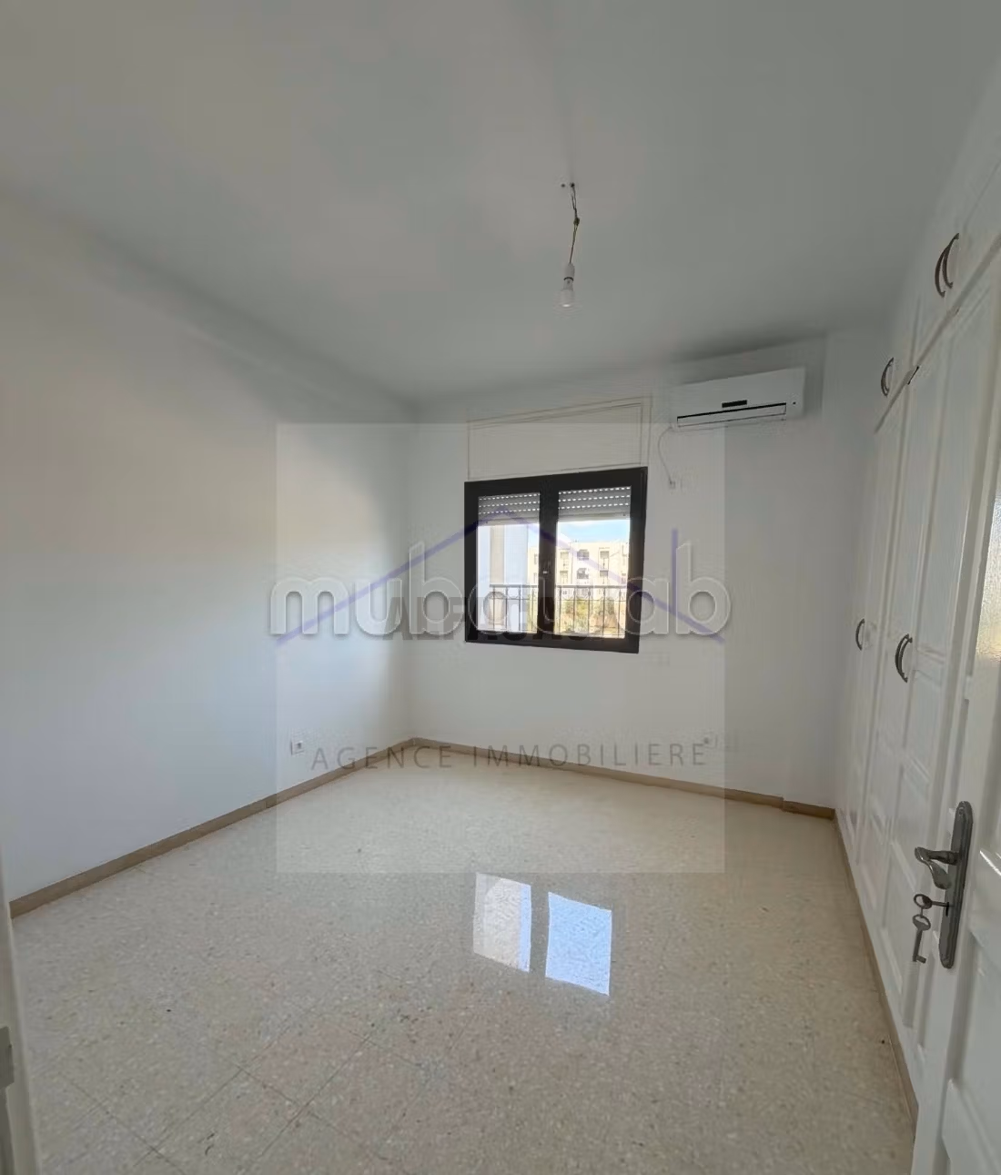 A vendre un duplex s3 laouina