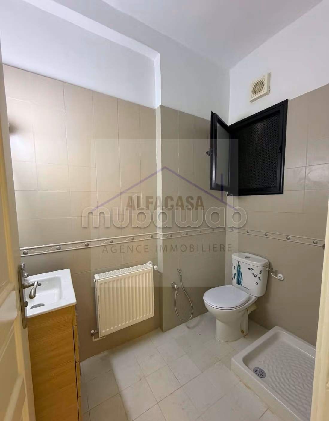 A vendre un duplex s3 laouina