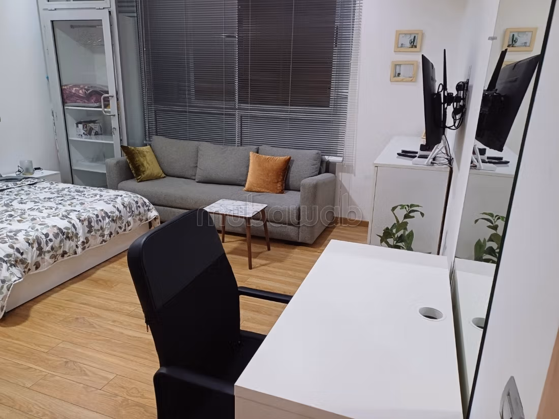 Très bel appartement en location en Hassan Centre Ville.
Surface totale 30 m².
Meublé — 2