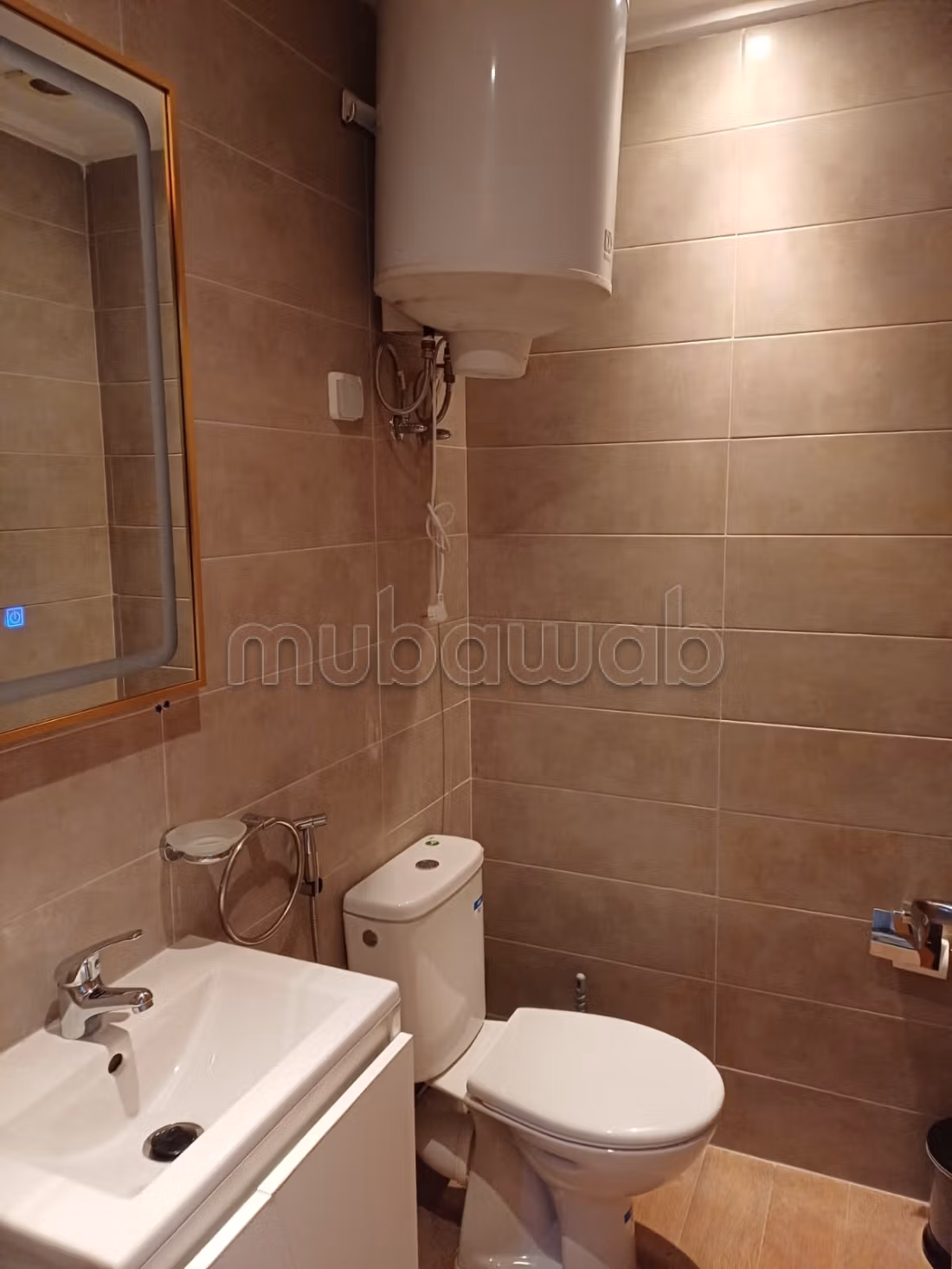 Très bel appartement en location en Hassan Centre Ville.
Surface totale 30 m².
Meublé — 4