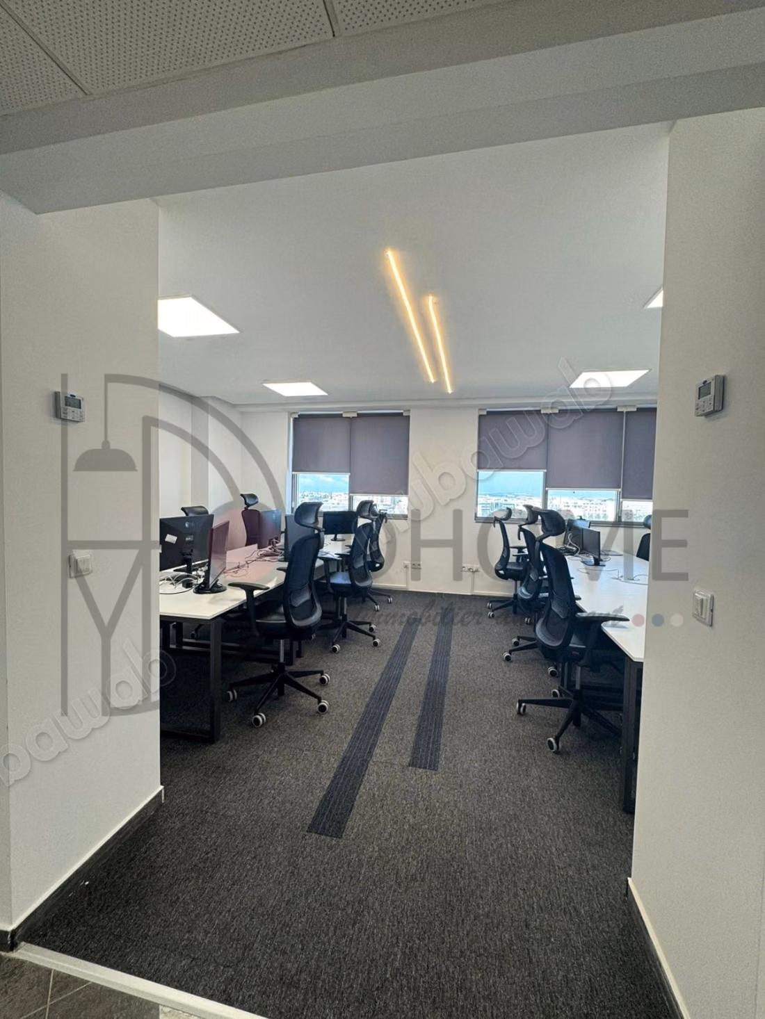 For rent spacious office 332m² in the northern urban center