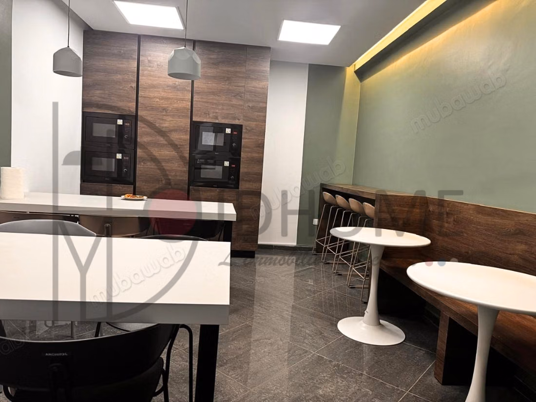 For rent spacious office 332m² in the northern urban center