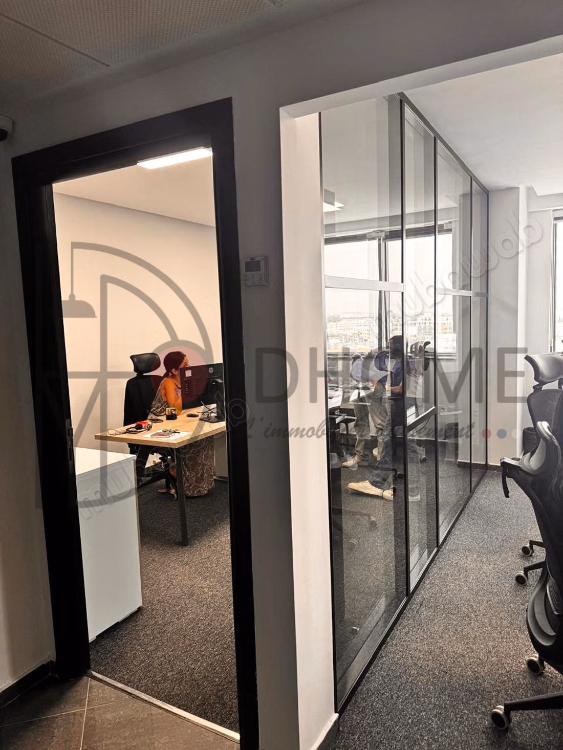 For rent spacious office 332m² in the northern urban center