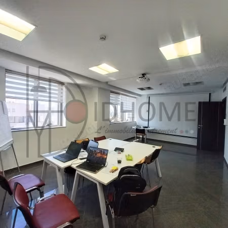 Spacious office for rent 332m² at CUN