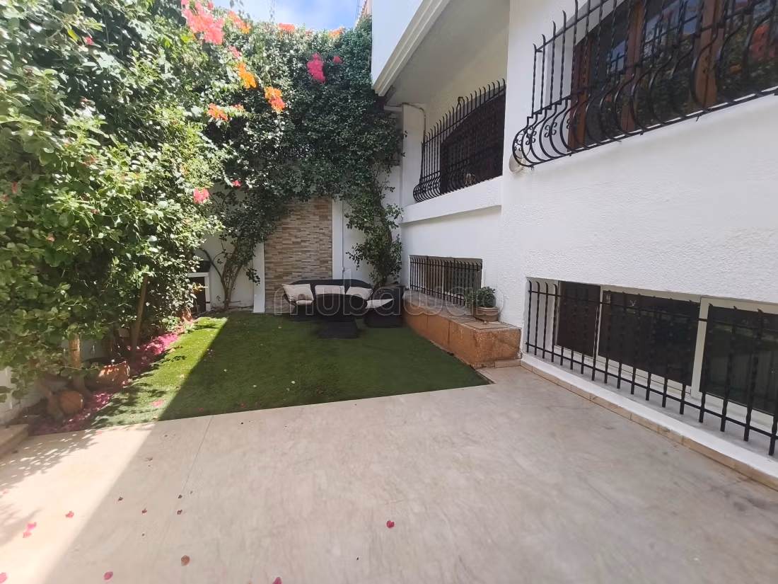 Villa arredata in affitto a CIL
