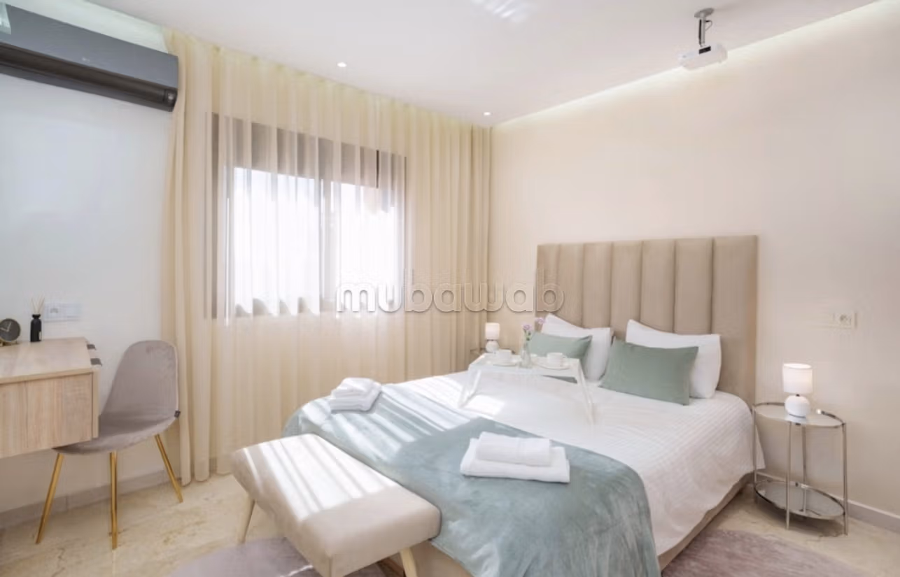 Superbe appartement, moderne et lumineux à Louer — 4