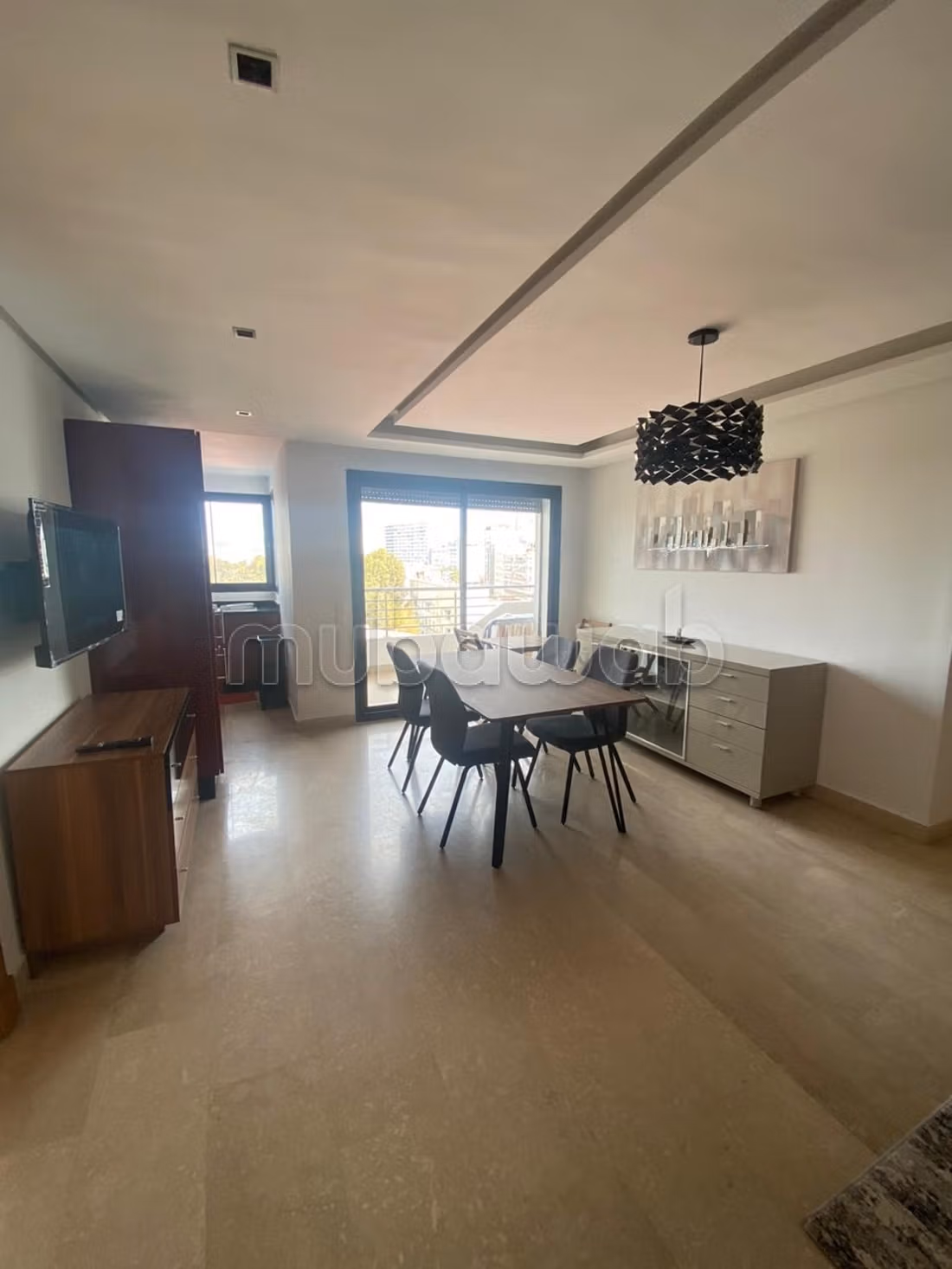 Vue dégagée sur parc, appartement moderne à louer à palmier — 3