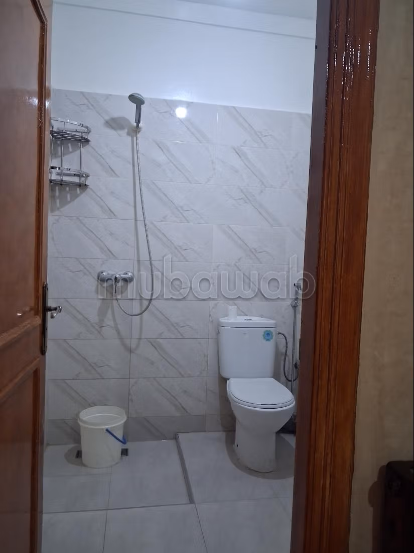 Bel appartement en location à Route de Safi.
Surface de 64 m².
Meublé — 6