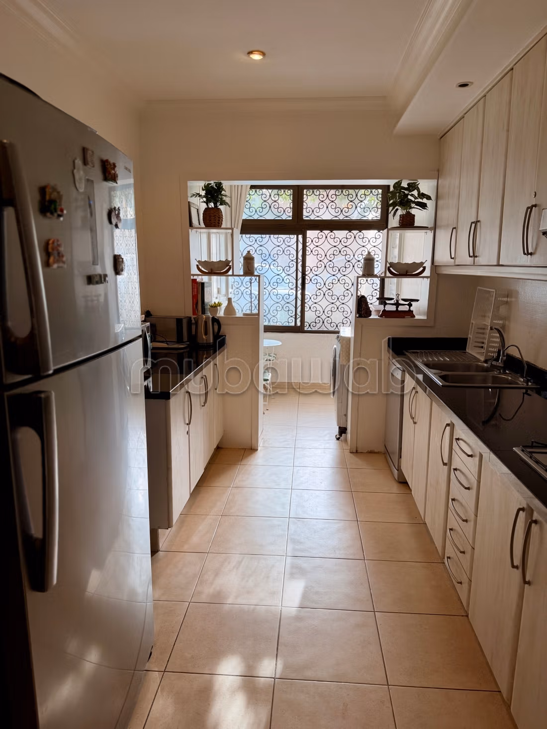 Agdal: Bel appartement à louer meublé, en 3 Ch, résidence avec jardin et Piscine commune