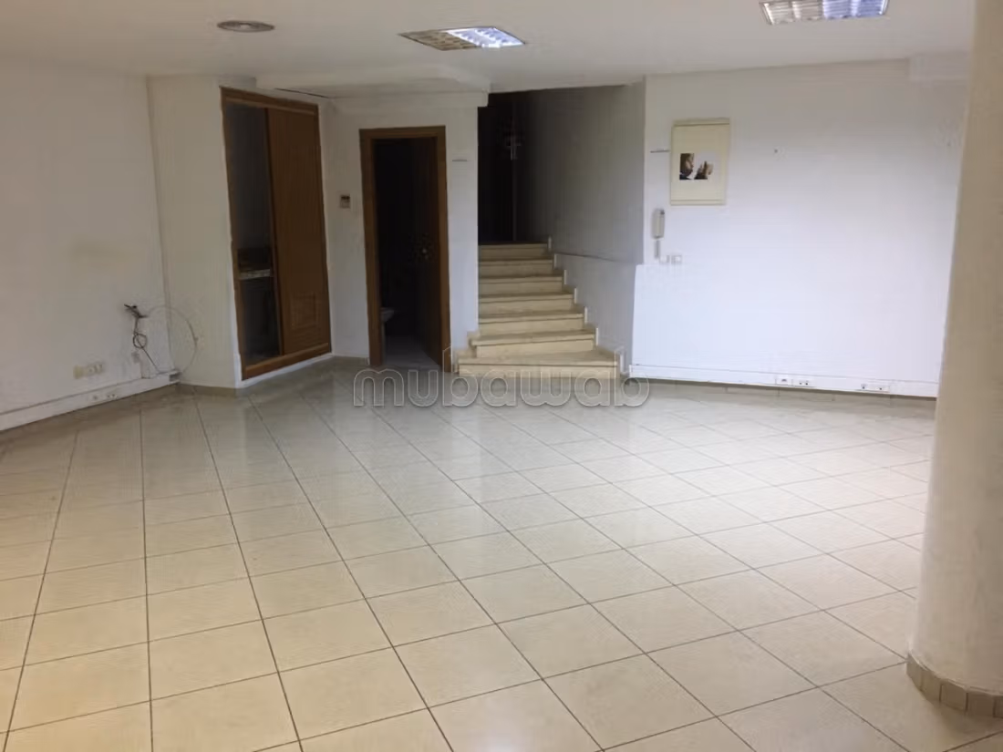 IN AFFITTO Spazio ufficio su Via El Jadida