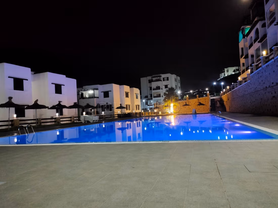 High standing apartment on the ground floor