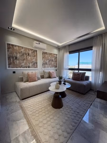 Superb newly furnished studio with balcony in Riviera