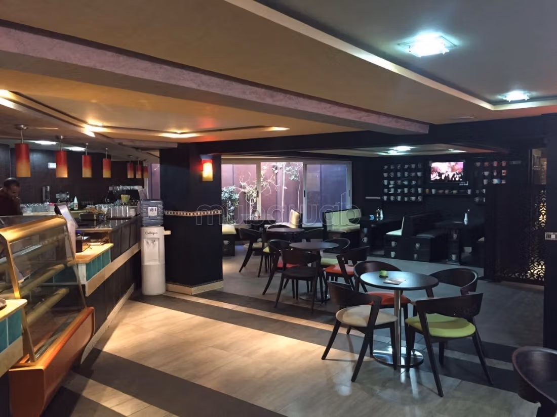 APPART HÔTEL À VENDRE GUÉLIZ. Surface totale 2700 m². Ascenseur et garage