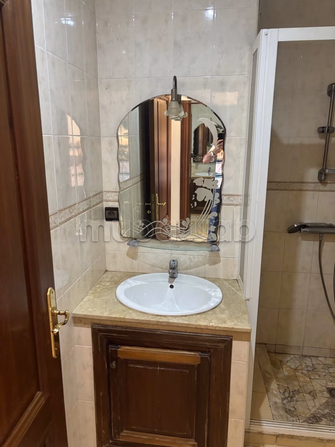 Appartement en location à Agdal. 1 Pièce. Salon typique marocain, résidence sécurisée — 6