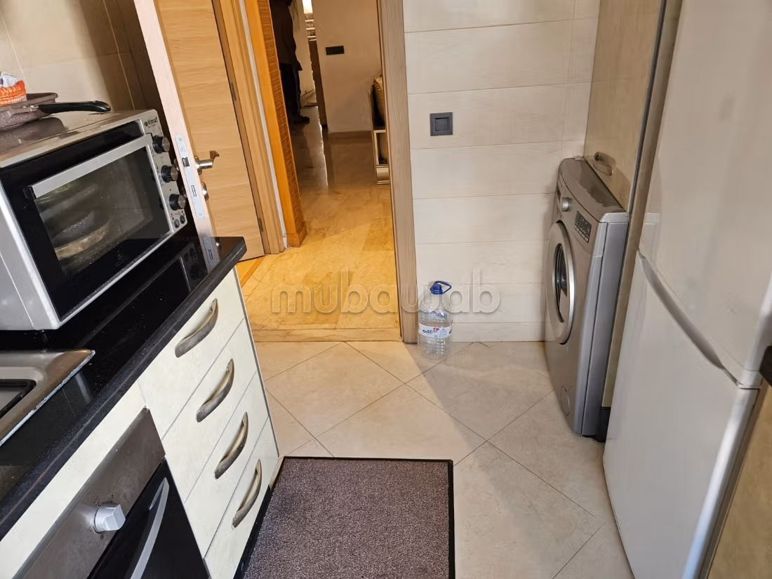 Huur hoogwaardig gemeubileerd appartement in beveiligd complex