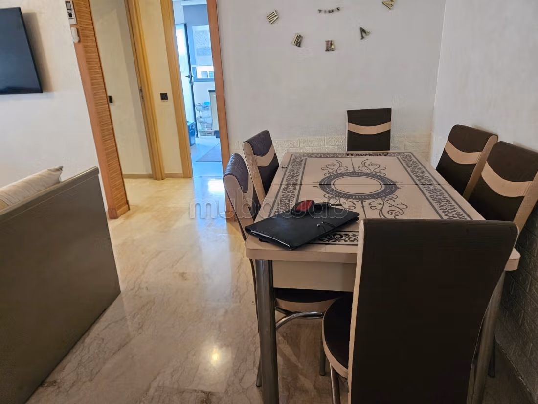 Huur hoogwaardig gemeubileerd appartement in beveiligd complex