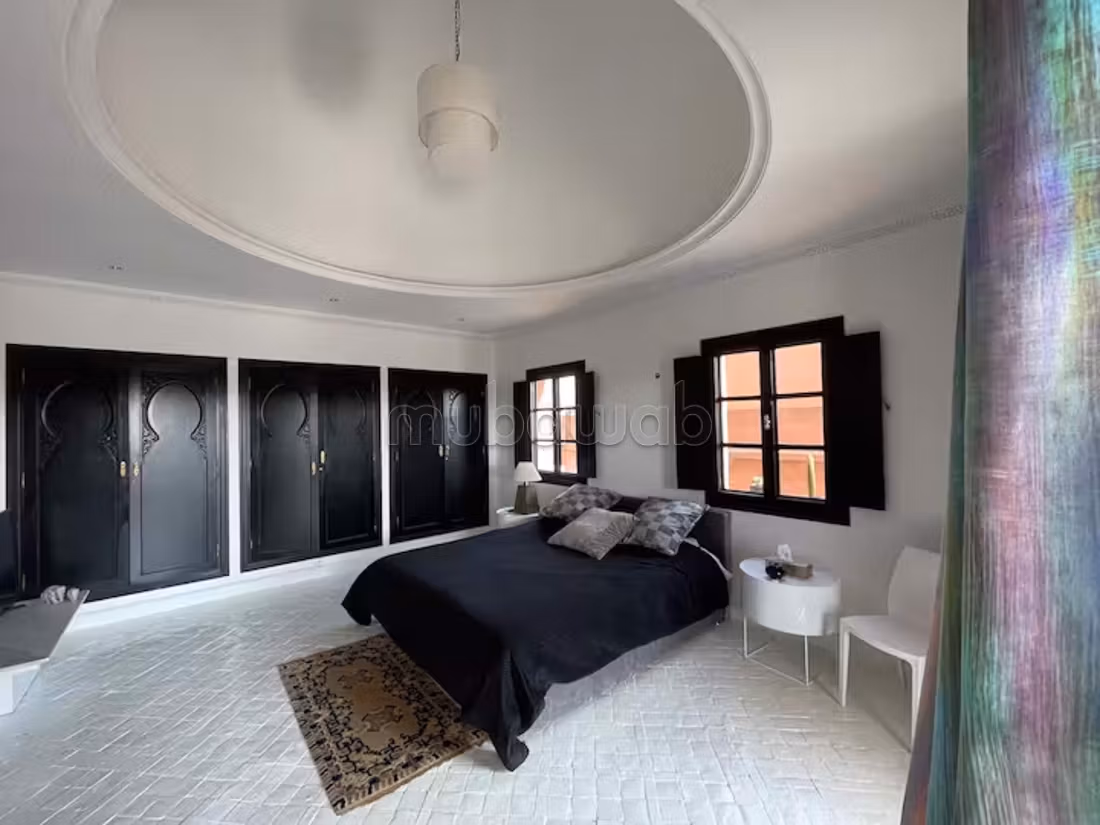 Superba villa in vendita sulla strada di Casablanca