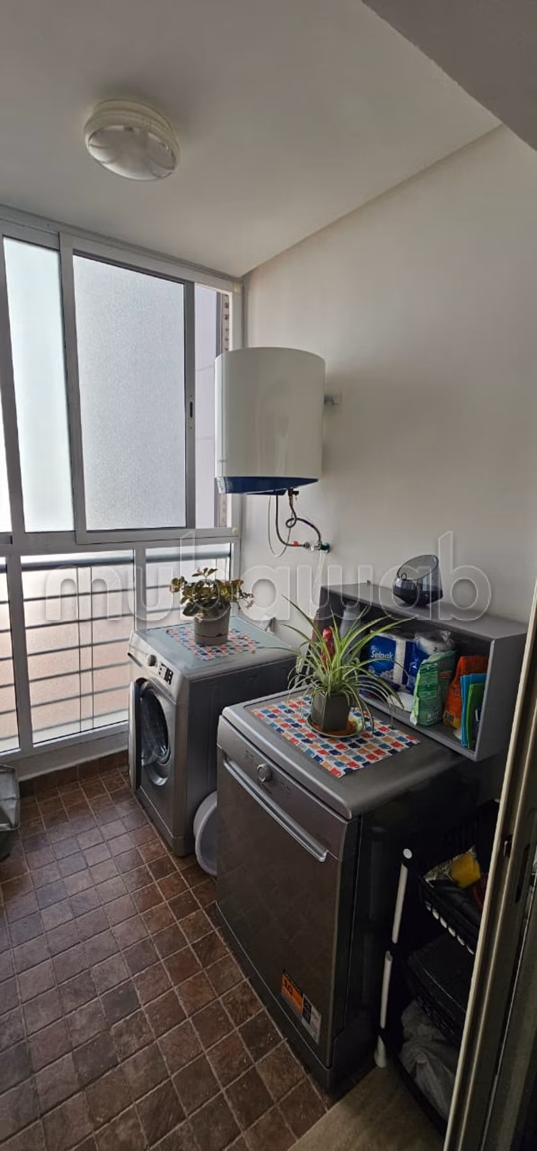 Appartement meublé 92m² avec parkingbox 2 façade — 6