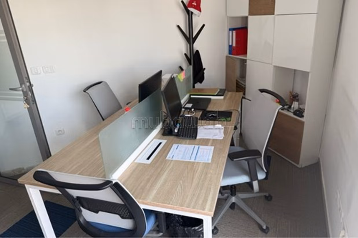 Luxurious Office at Lake Gardens 2, Tunis