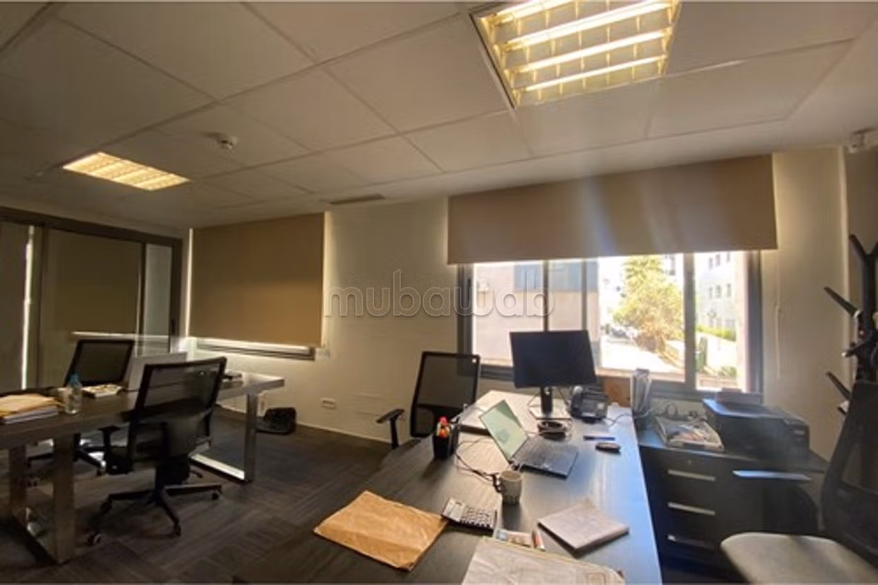 Luxurious Office at Lake Gardens 2, Tunis