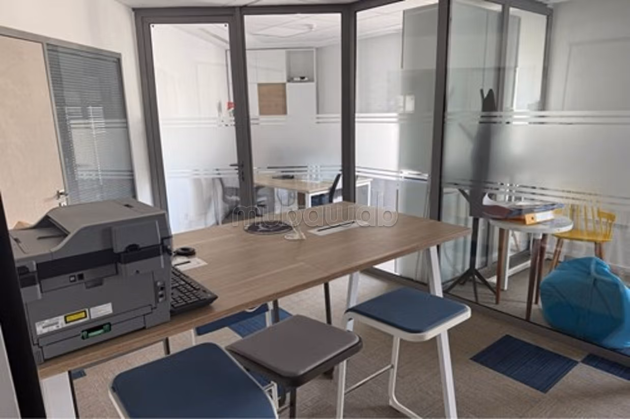 Luxurious Office at Lake Gardens 2, Tunis