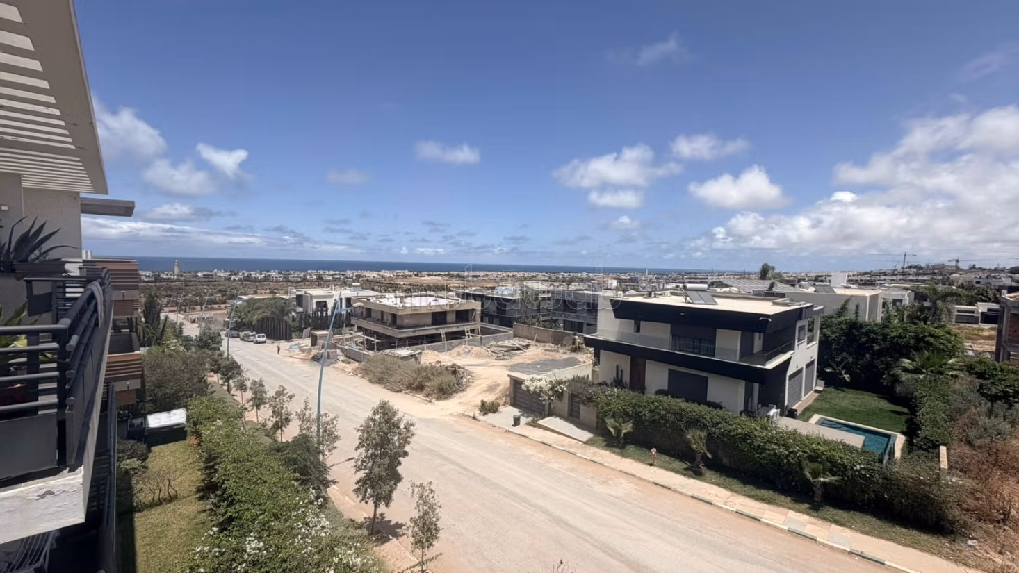 Luxe villa te huur in Dar Bouazza. 4 mooie slaapkamers. Gemeubileerd