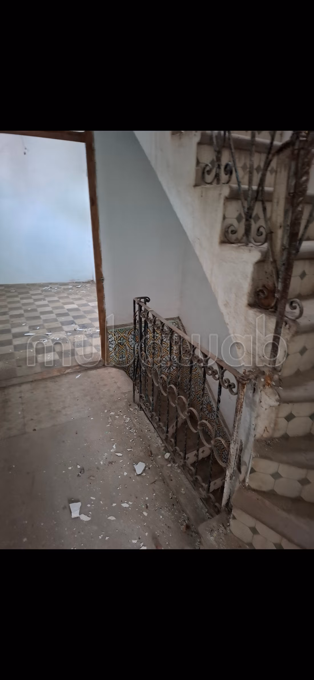 Klein riad in de grote souk aan de winkelstraat