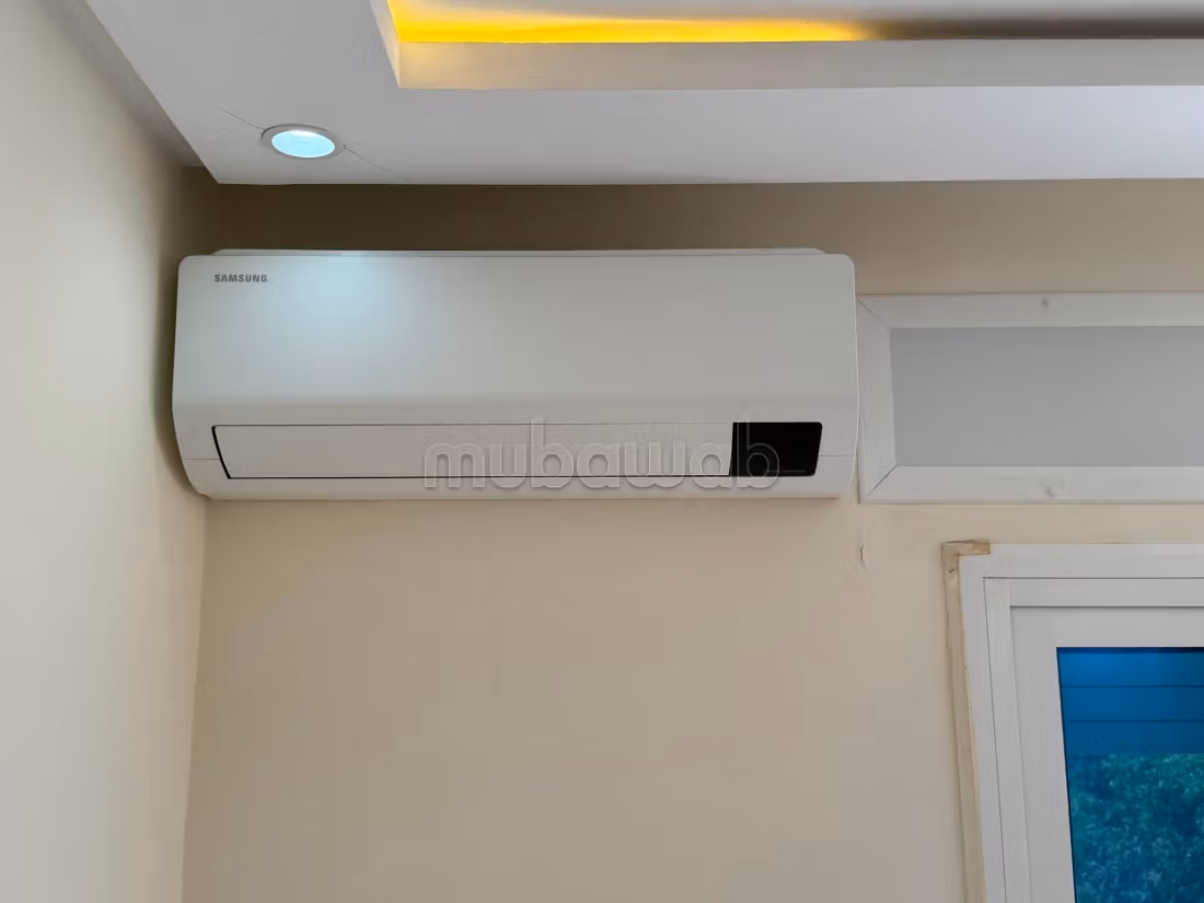 Meraviglioso appartamento in affitto a Martil. Superficie 30 m². Posto auto e balcone.