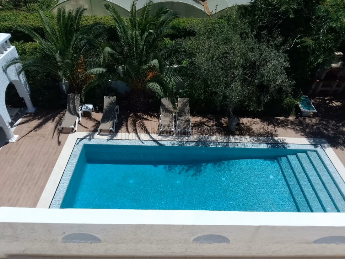 Summer rental in Hammamet, sea view with private beach access