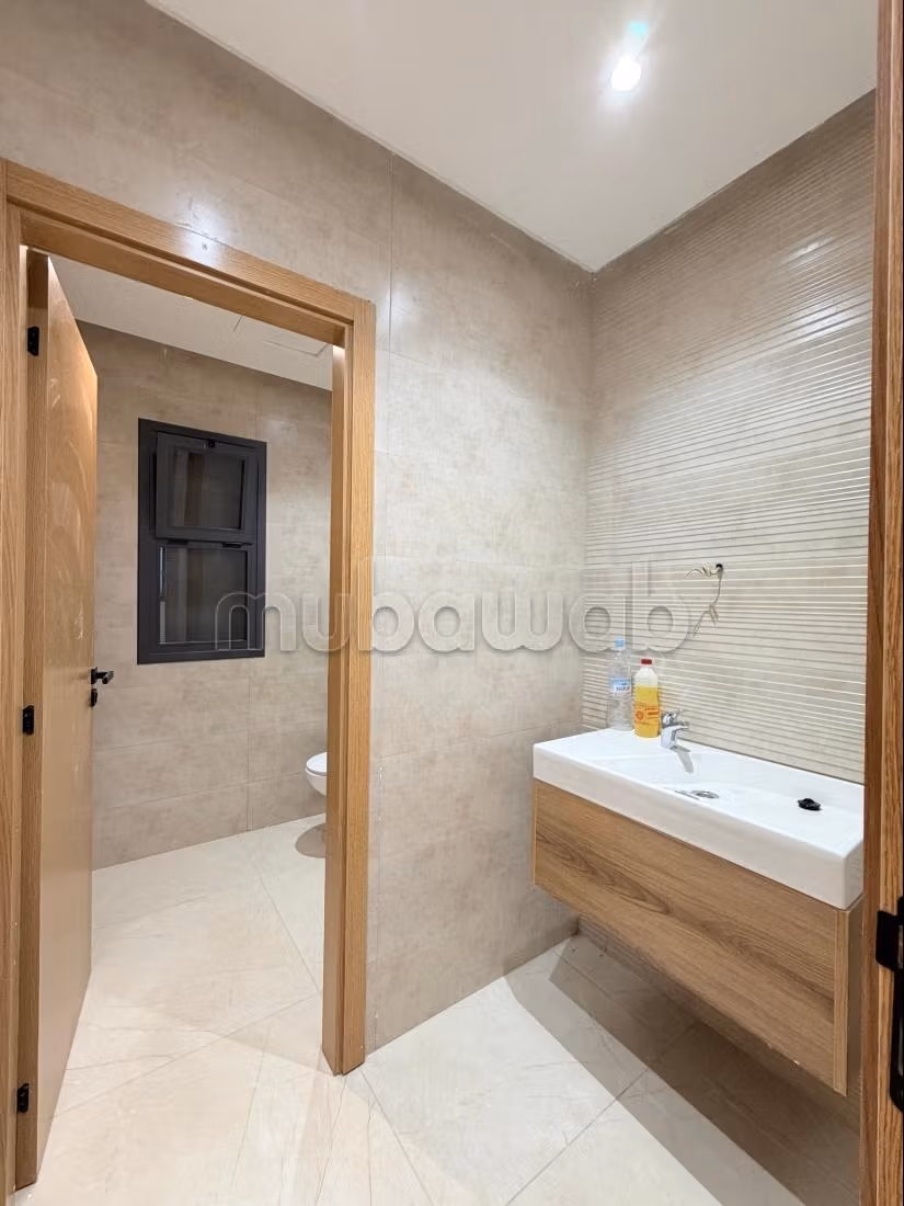 Luxe villa te koop met zwembad