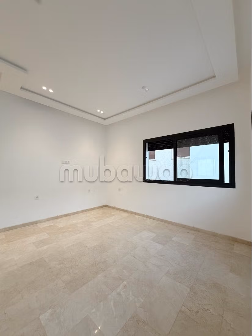 Luxe villa te koop met zwembad