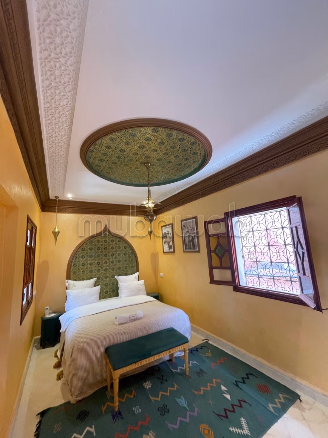 Prachtige riad te koop in Kennaria. Totale oppervlakte 170 m². Uitzicht op de bergen, centrale verwarming
