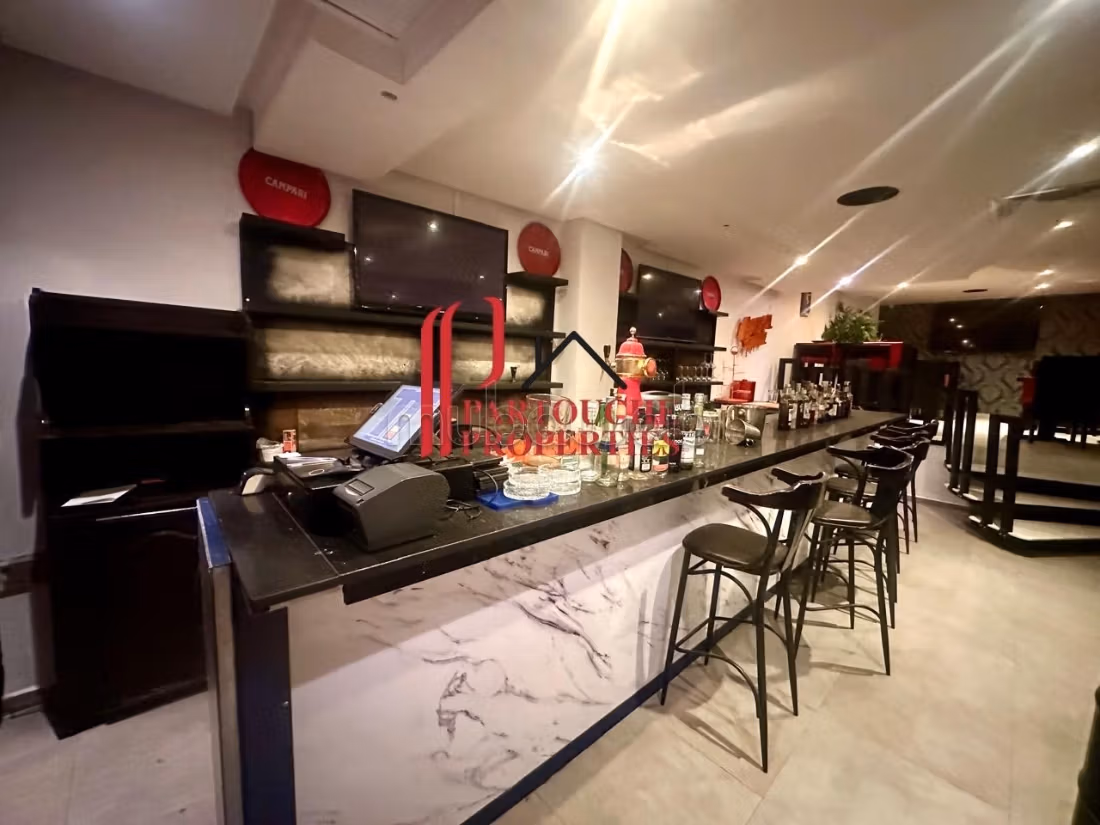 Turnkey Restaurant in Racine - Alcohol License Available