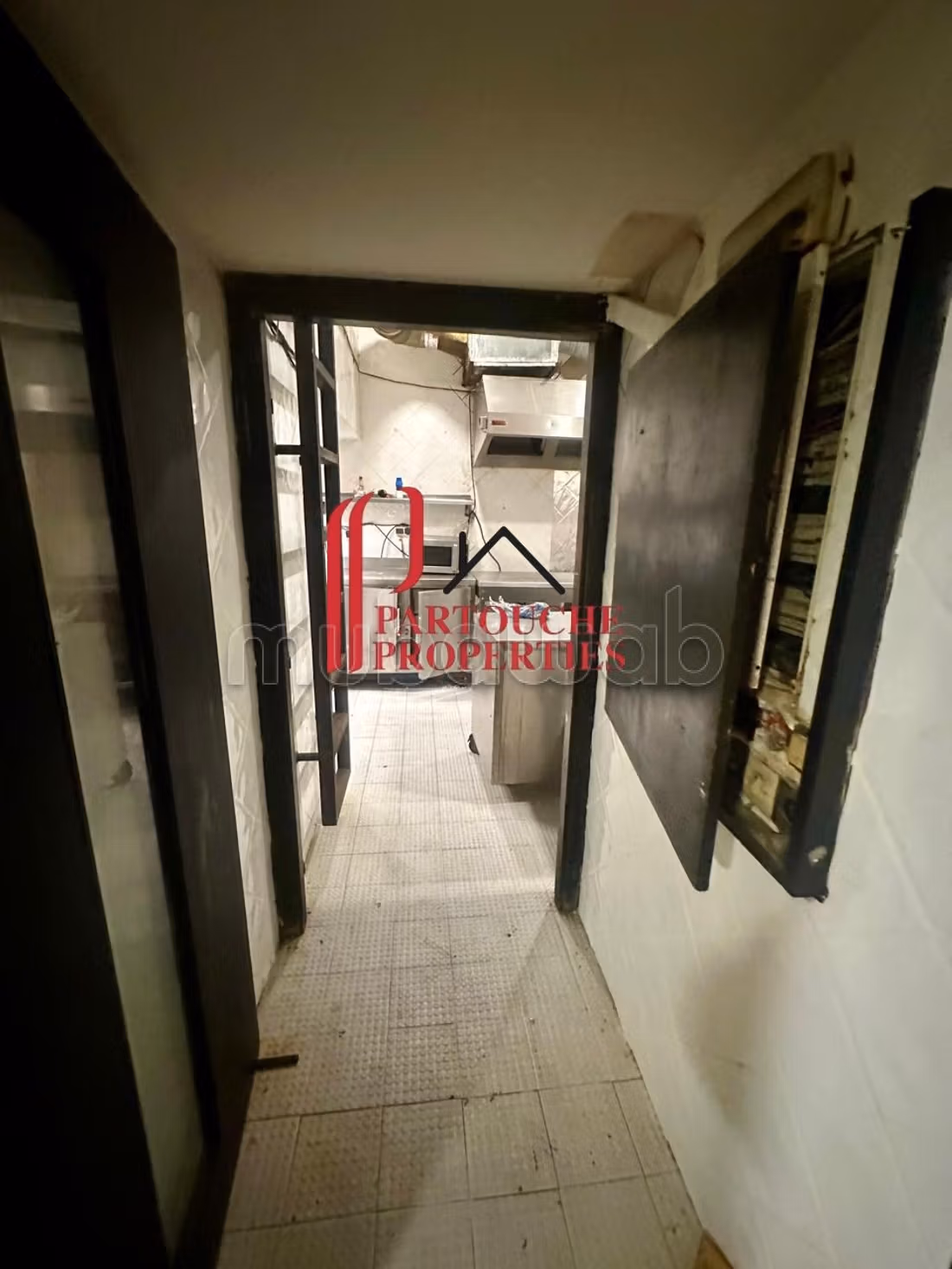 Turnkey Restaurant in Racine - Alcohol License Available
