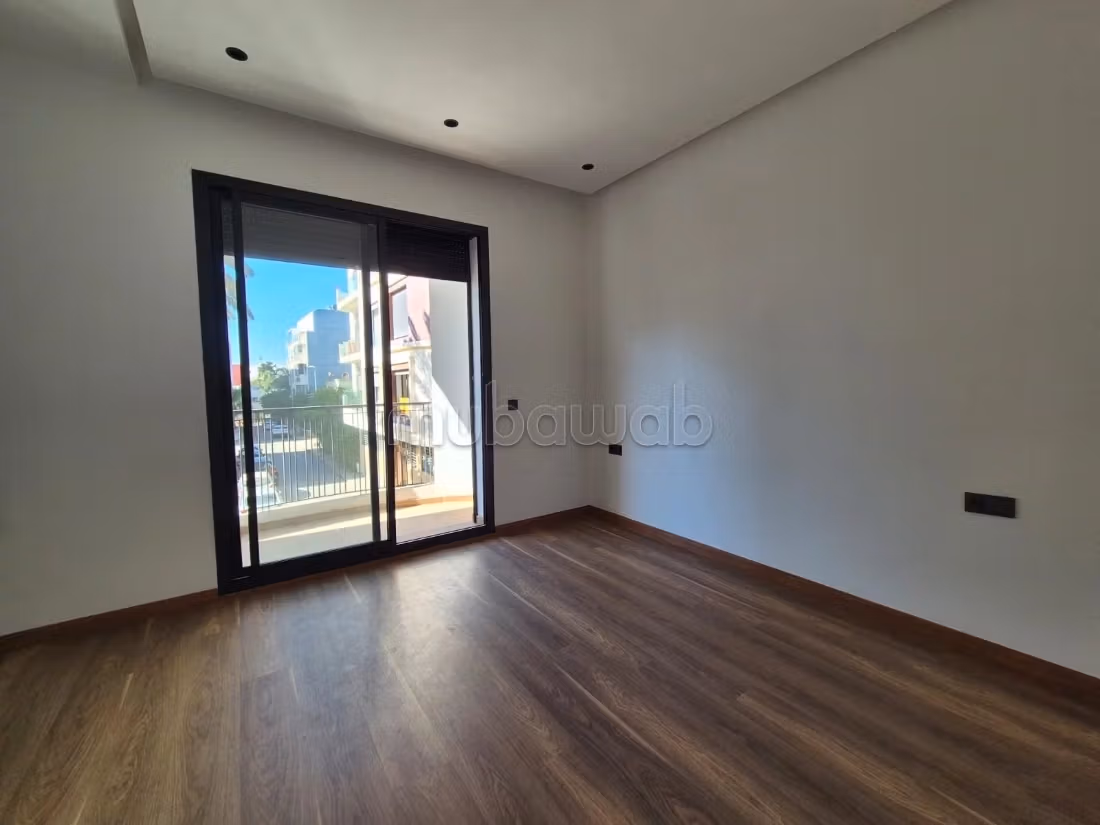 Heldere Nieuwe Appartement