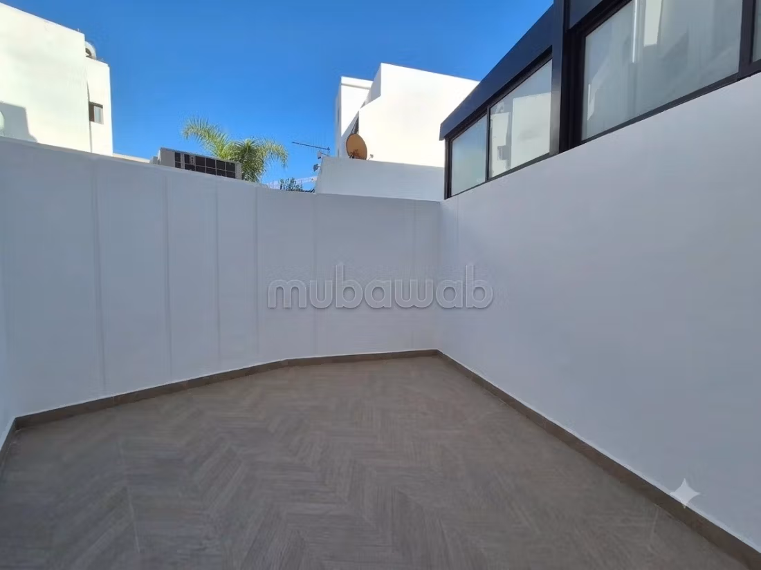 Heldere Nieuwe Appartement