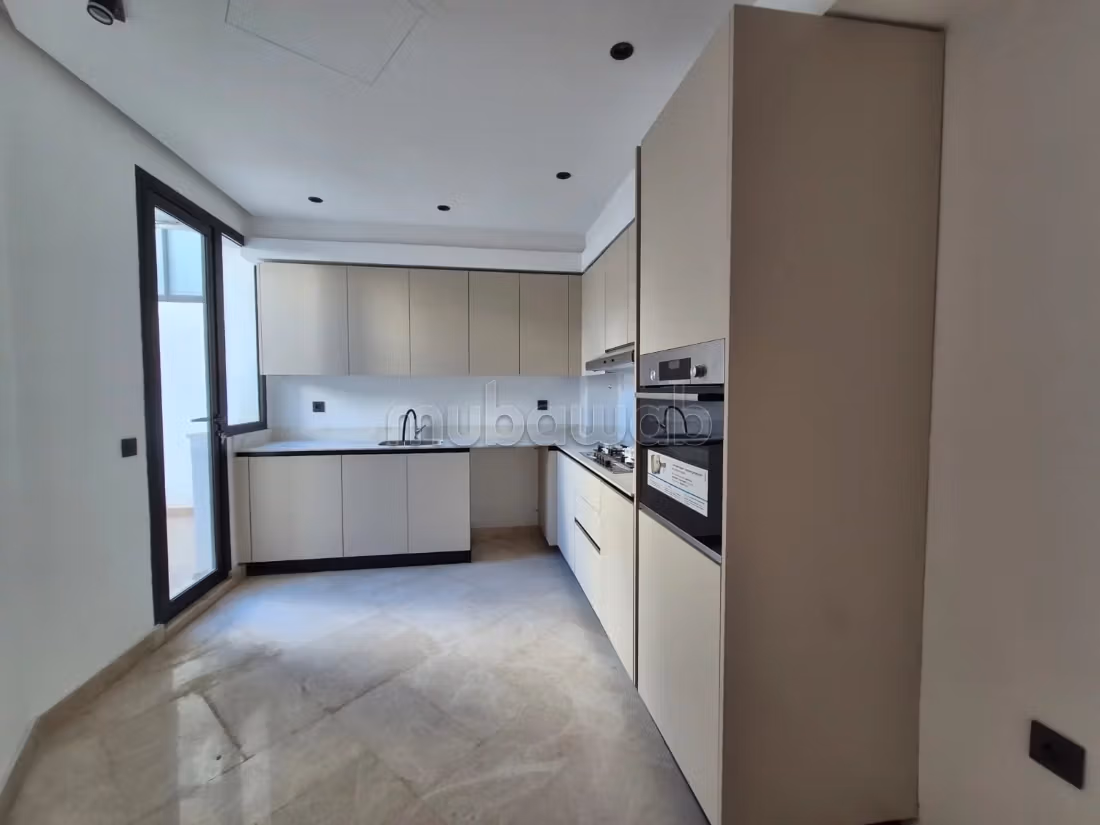 Heldere Nieuwe Appartement