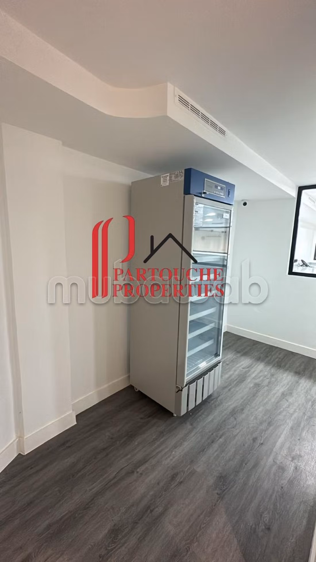 Fitted commercial space RACINE