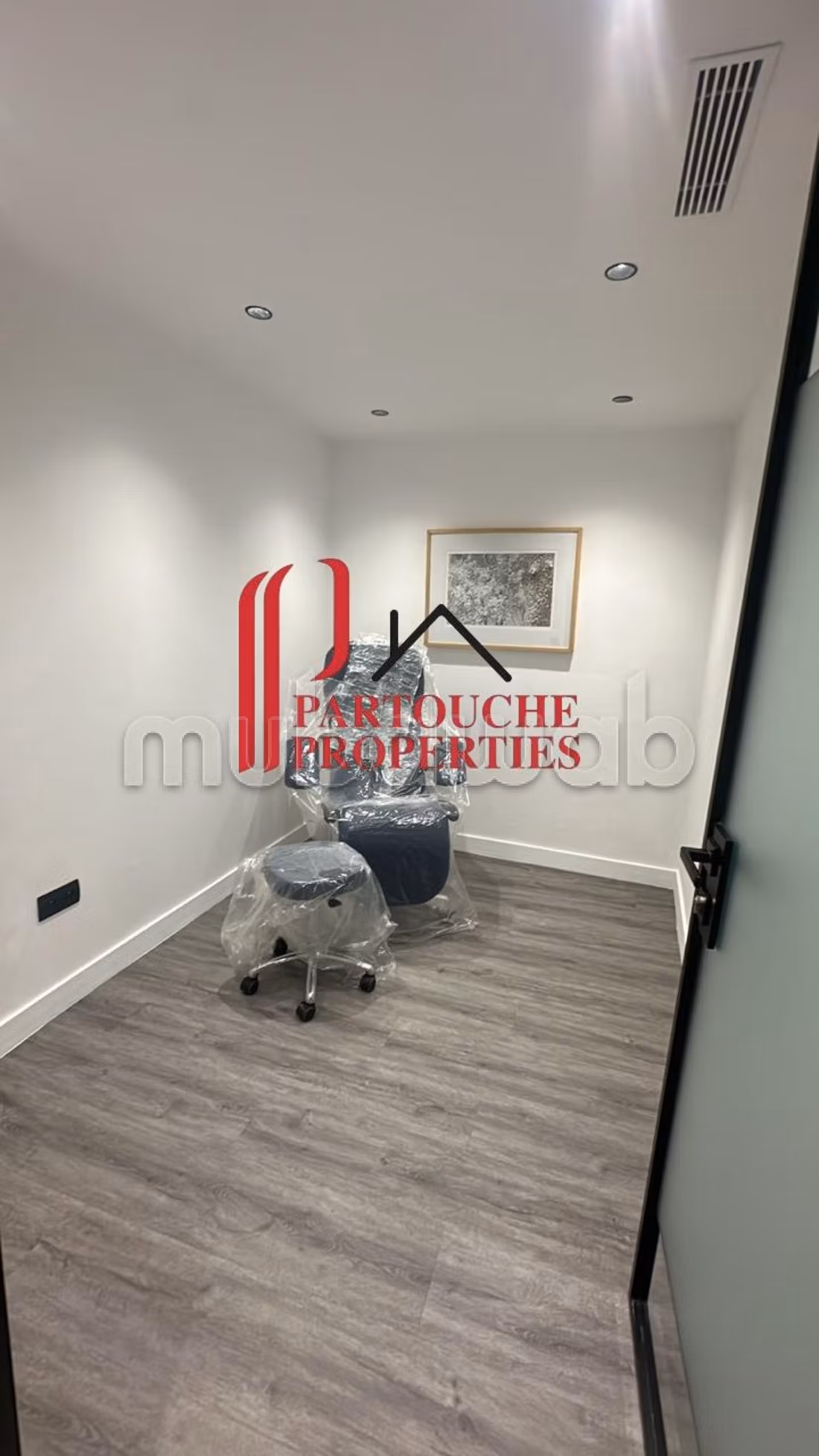 Fitted commercial space RACINE